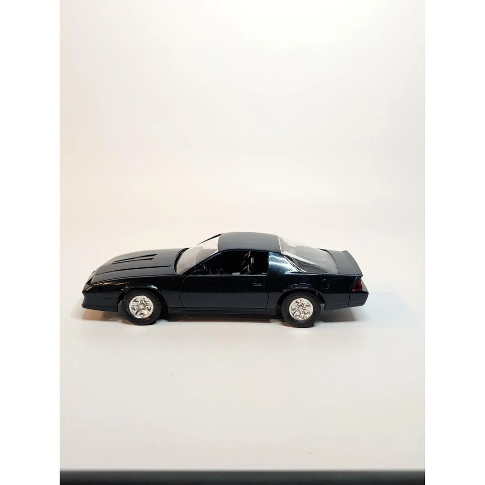 1982 Chevrolet Corvette Dark Claret Diecast Model Car w/ Box C3‎ Corvette